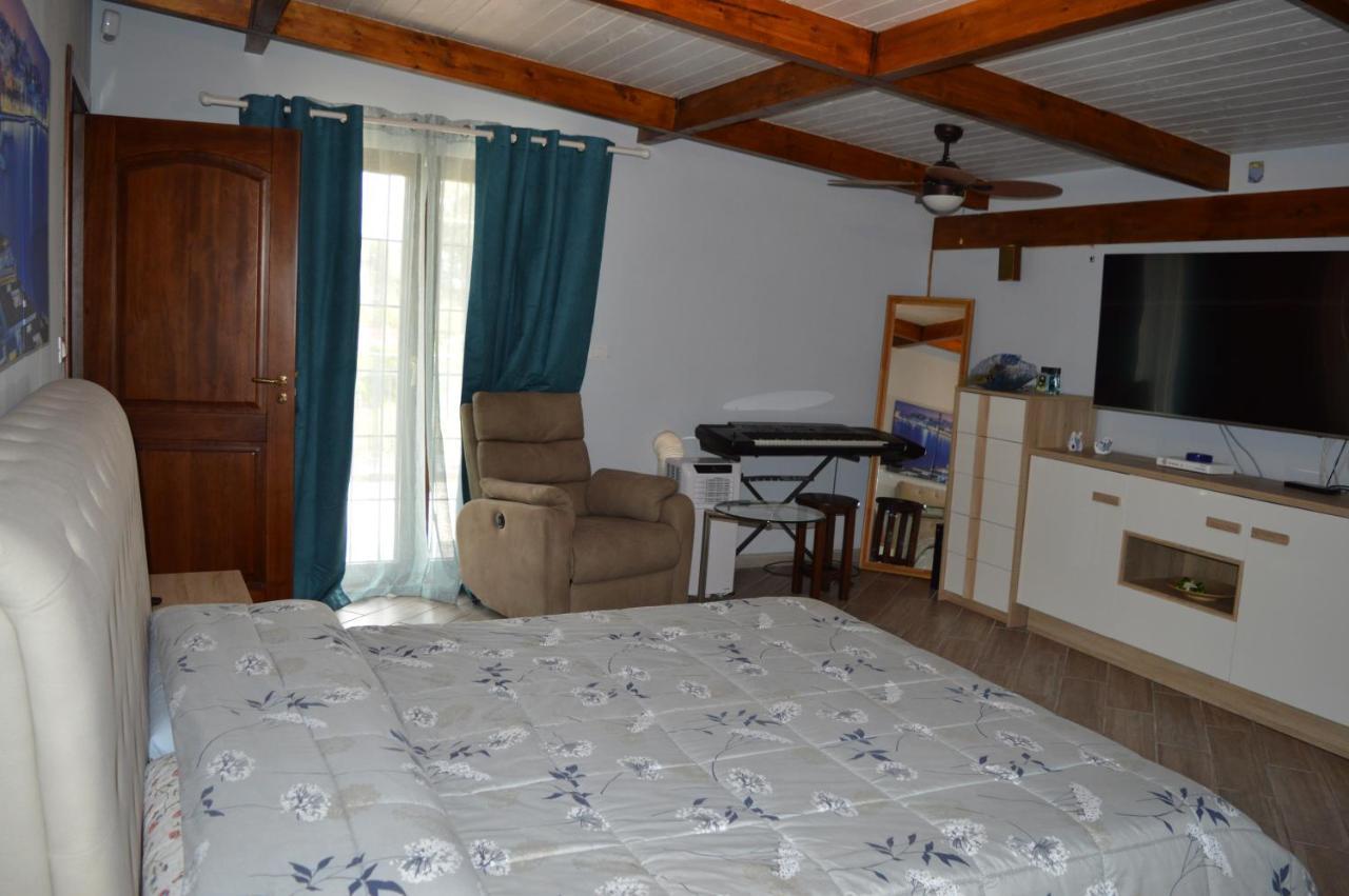 Villa Carmen Castel Volturno Zewnętrze zdjęcie